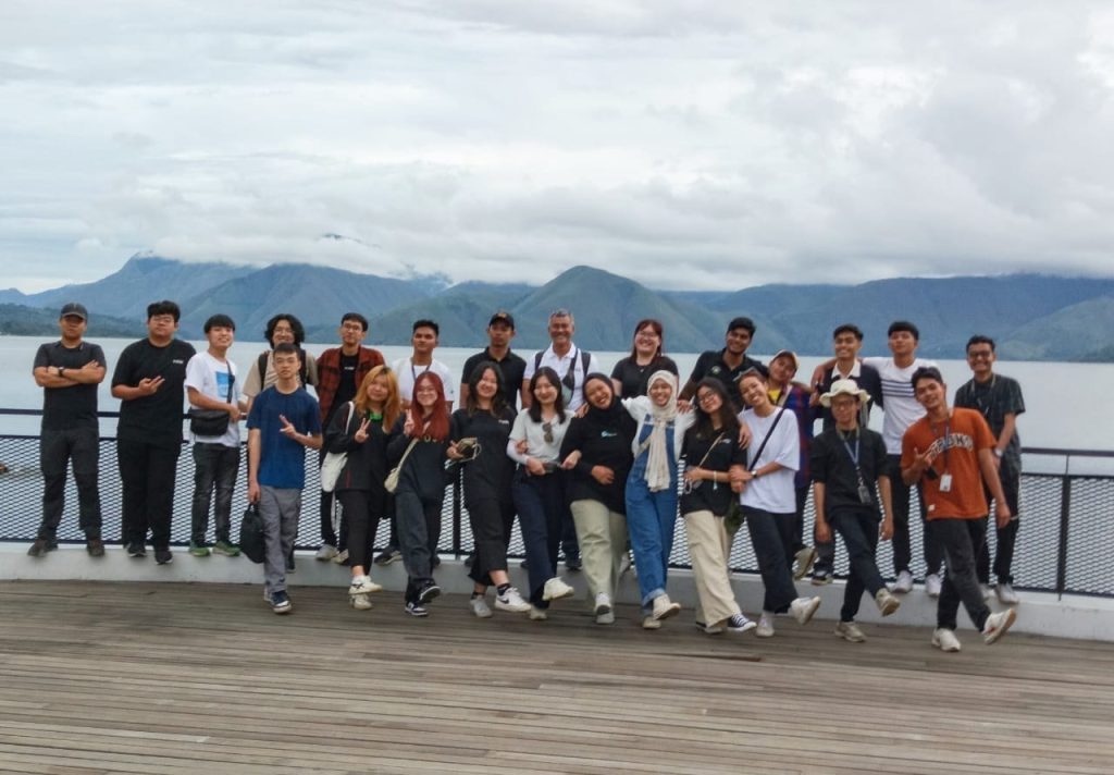 TIARA TOURS INDONESIA